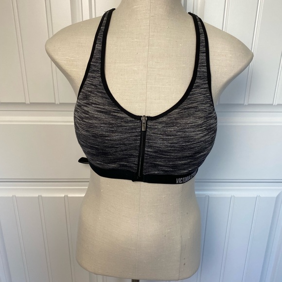 Victoria Secrets Front Close Zip Up Knockout Bra - Picture 3 of 6